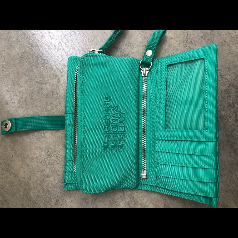 George Gina & Lucy Wallet - Picture 2 of 2